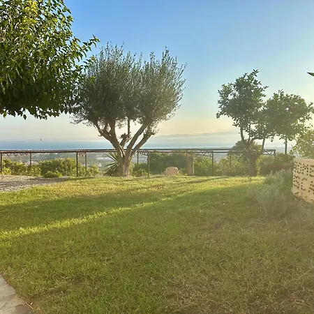 Christina's Homely Escapes Appartement Sikion