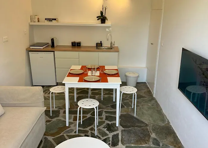 Christina's Homely Escapes