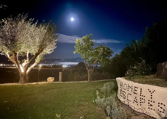 Christina's Homely Escapes Διαμέρισμα