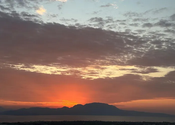 Διαμέρισμα Christina's Homely Escapes Sikion